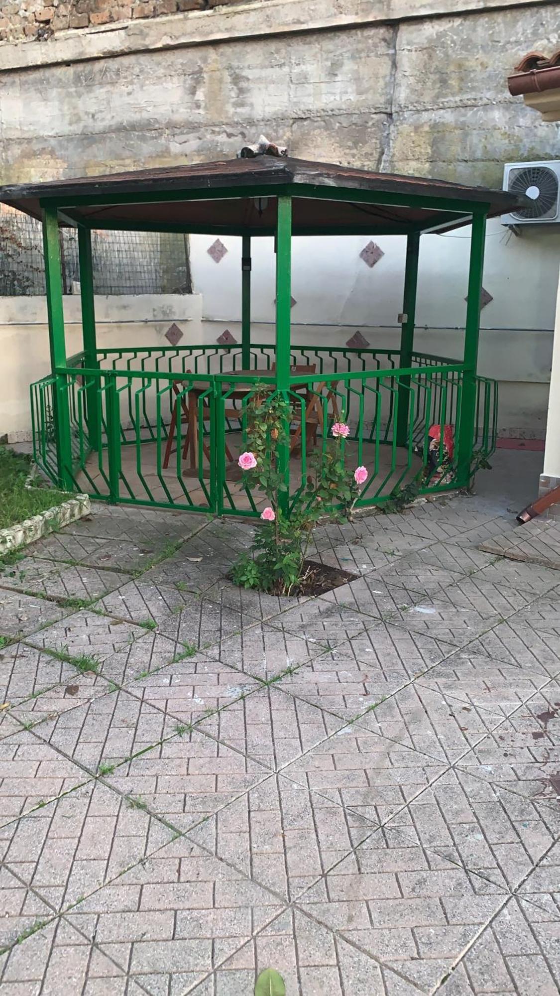 B&B Civitavecchia La Casetta Con Giardino Экстерьер фото